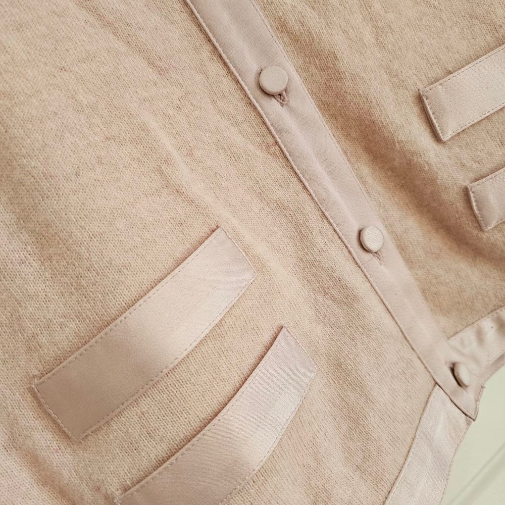 Vintage Cropped Cardigan  JESSICA BY CHRISTOPHER LAI Lambswool & Angora blend M - Picture 3 of 4